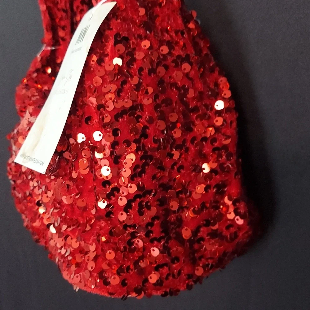 MOST WANTED Red Sequin Handbag - Picture 6 of 12
